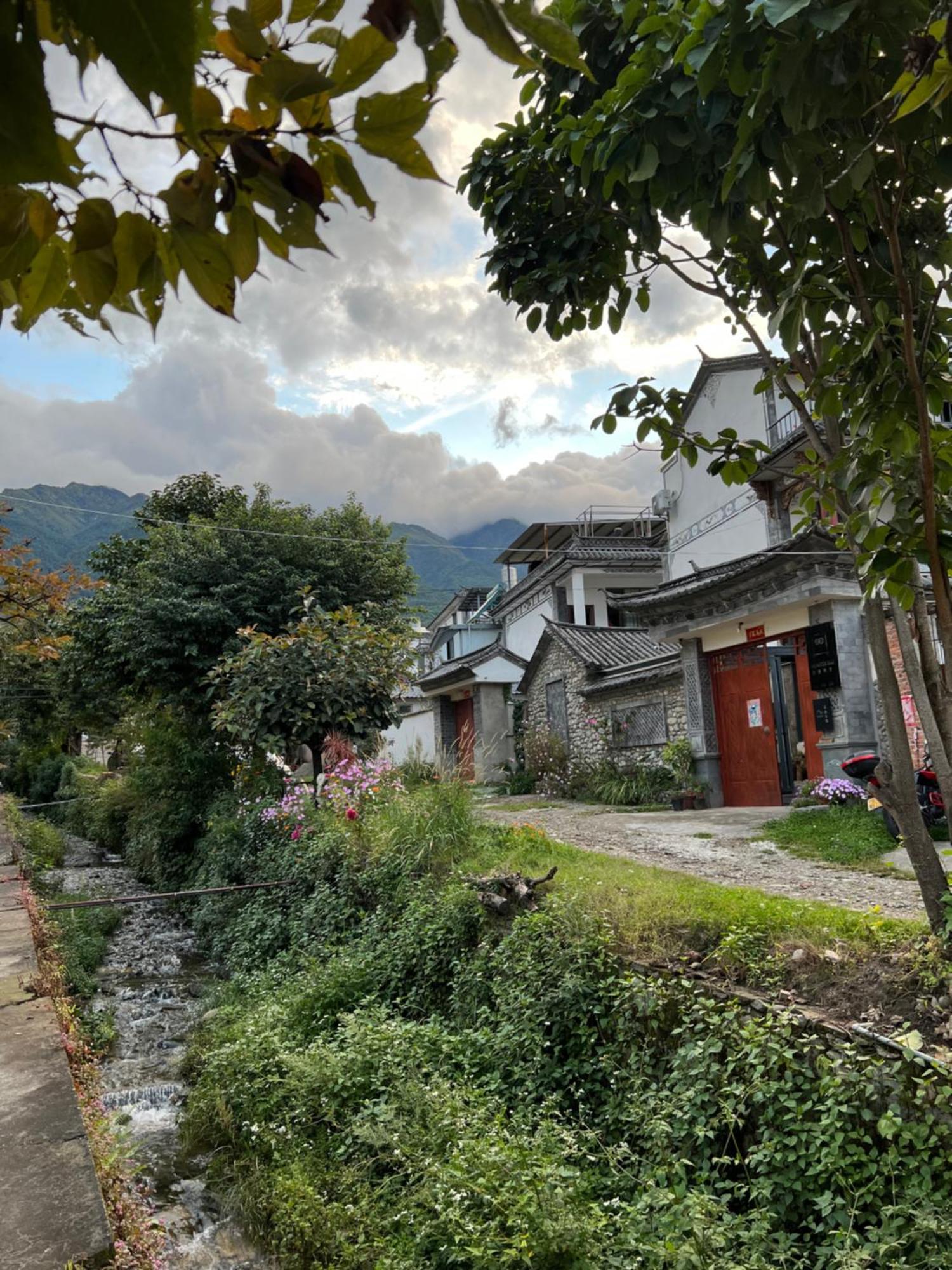 Monster B&B Dali  Exterior foto